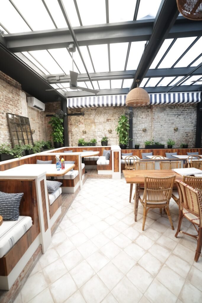 The Glass-Roof Courtyard